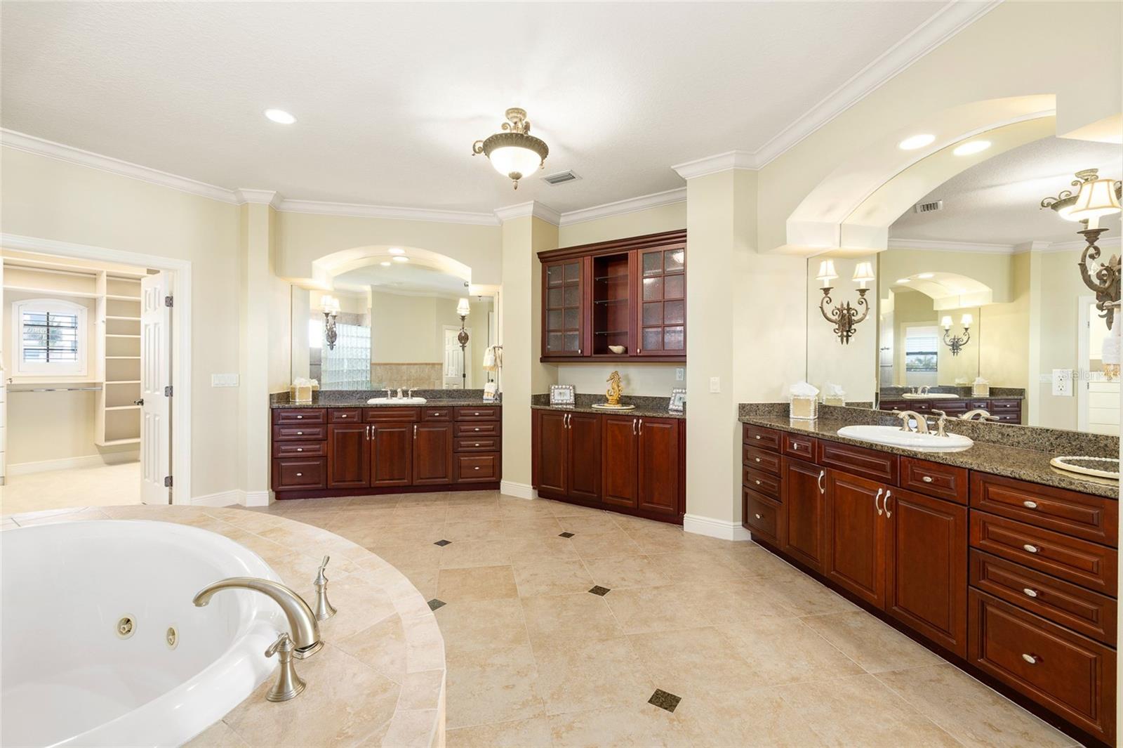 BAYWAY ISLES - Residential