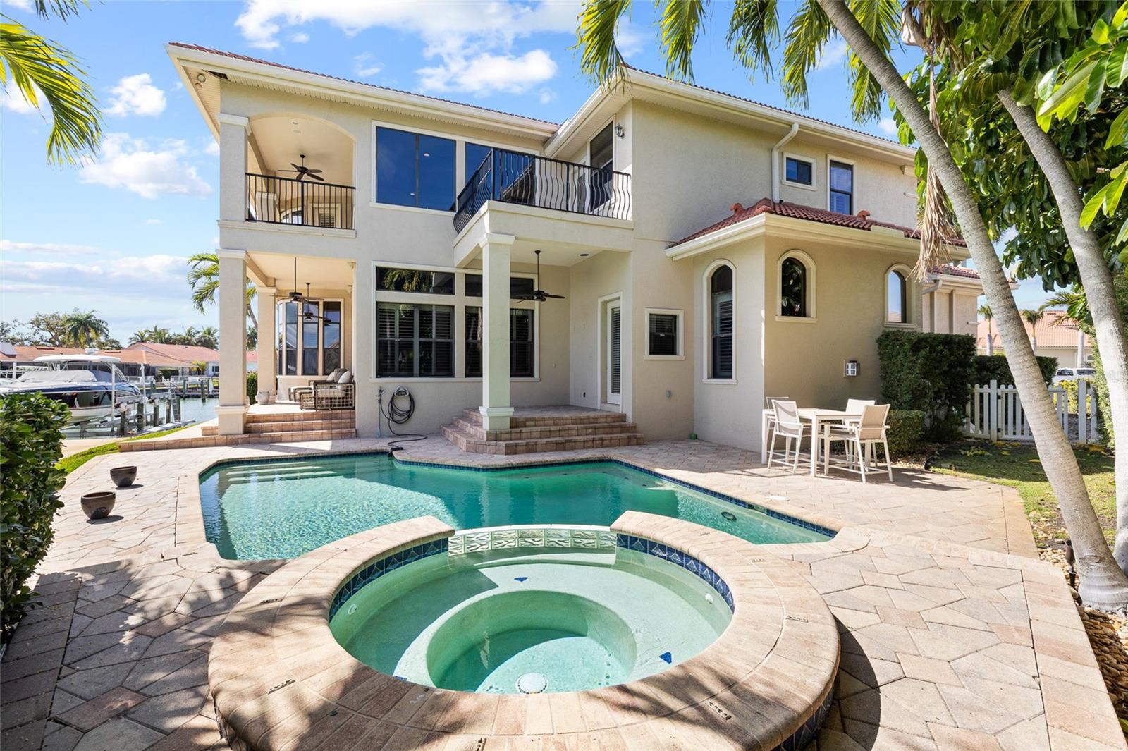 BAYWAY ISLES - Residential