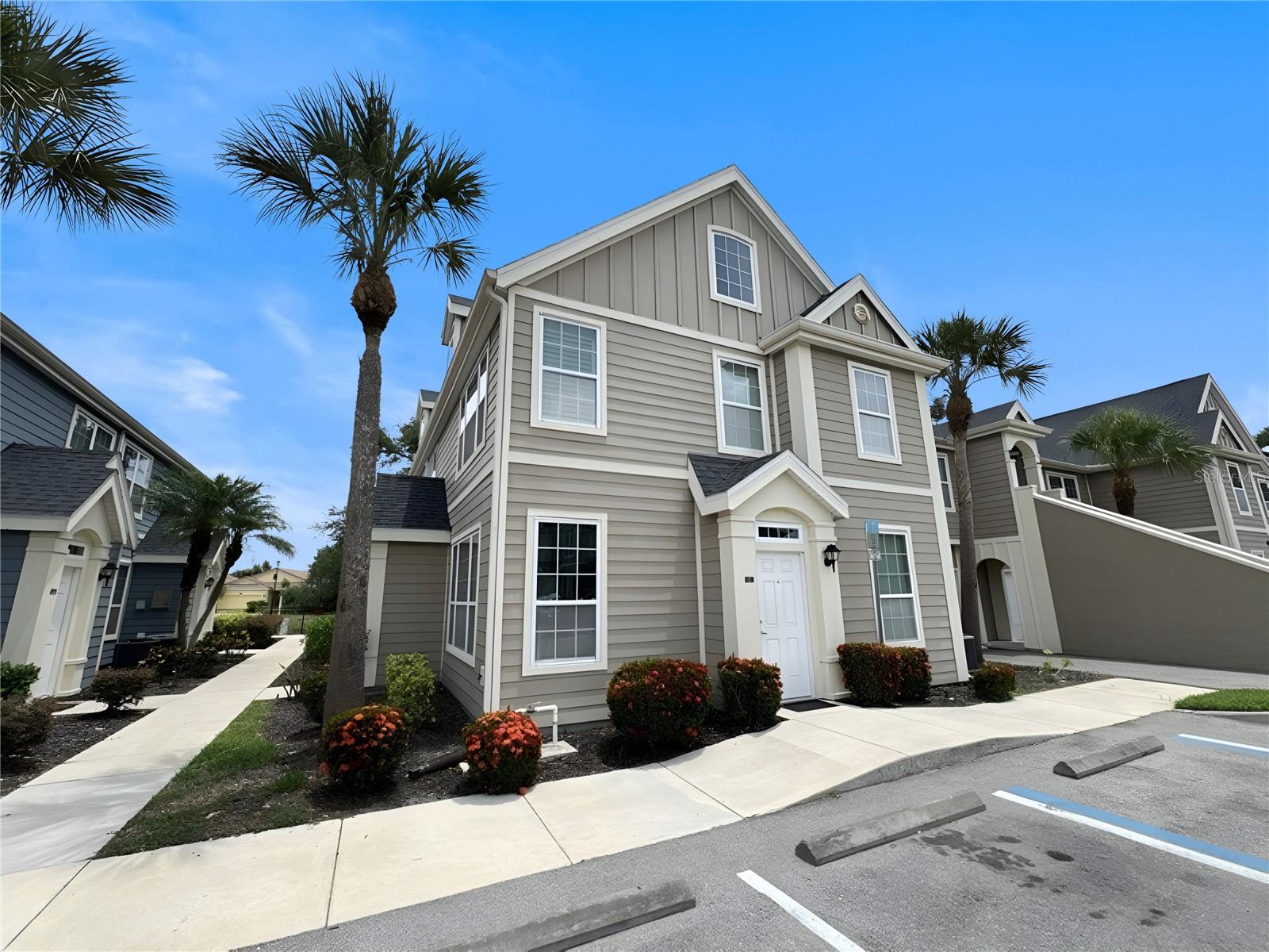 5531 ROSEHILL ROAD 201