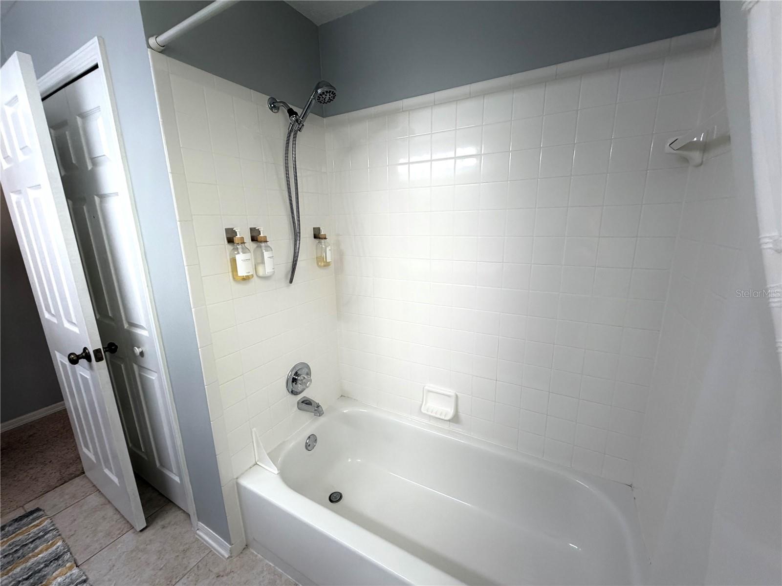 LAKEWOOD CREST PH I - Residential