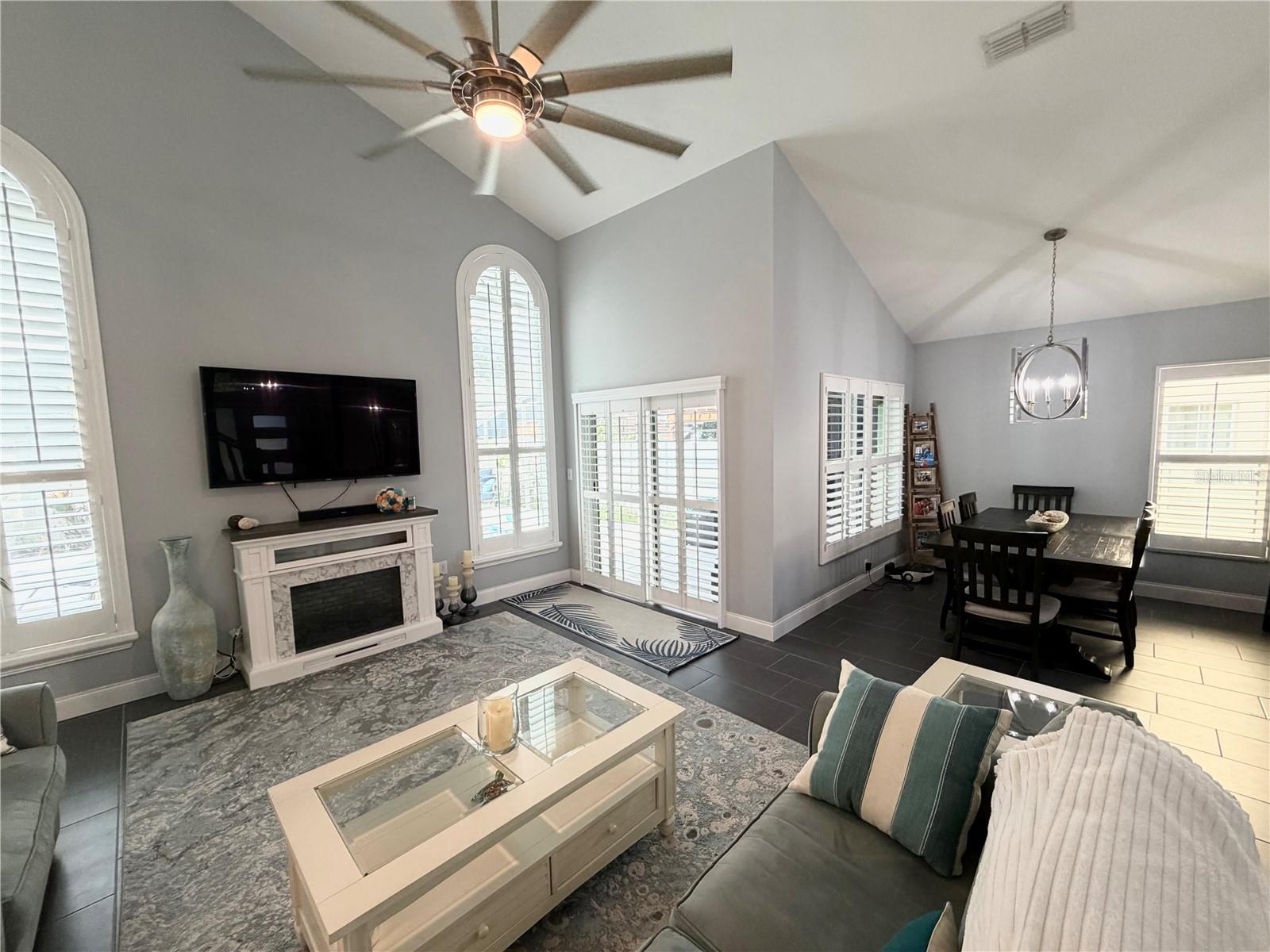 LAKEWOOD CREST PH I - Residential