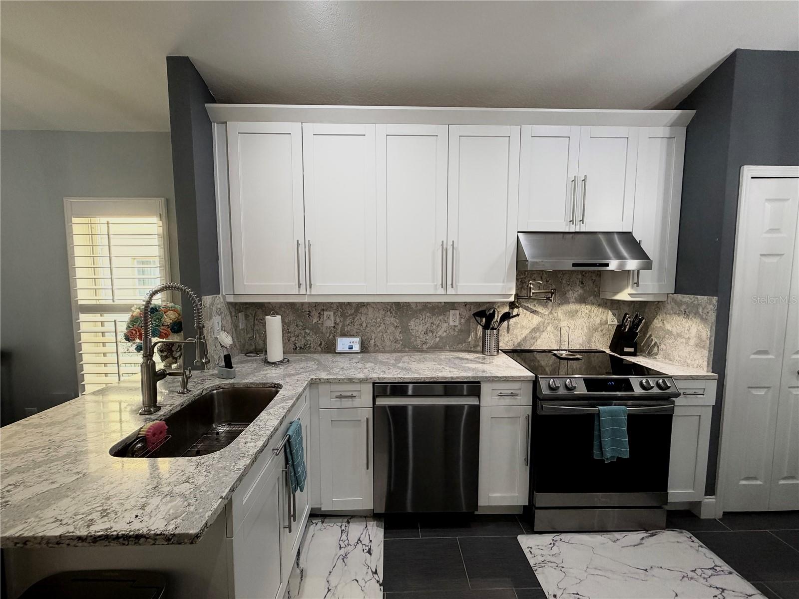 LAKEWOOD CREST PH I - Residential