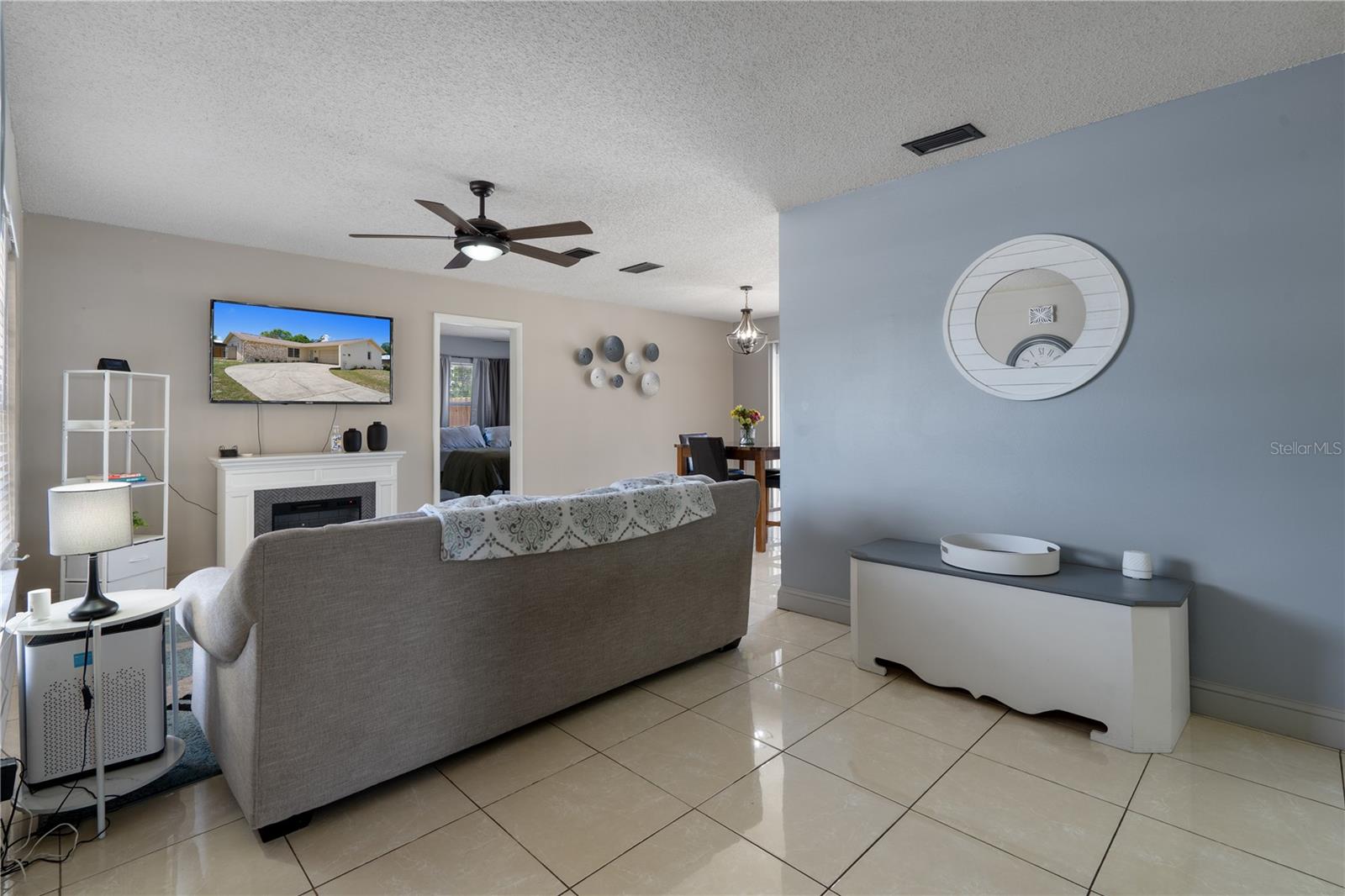 SPRING HILL - Residential