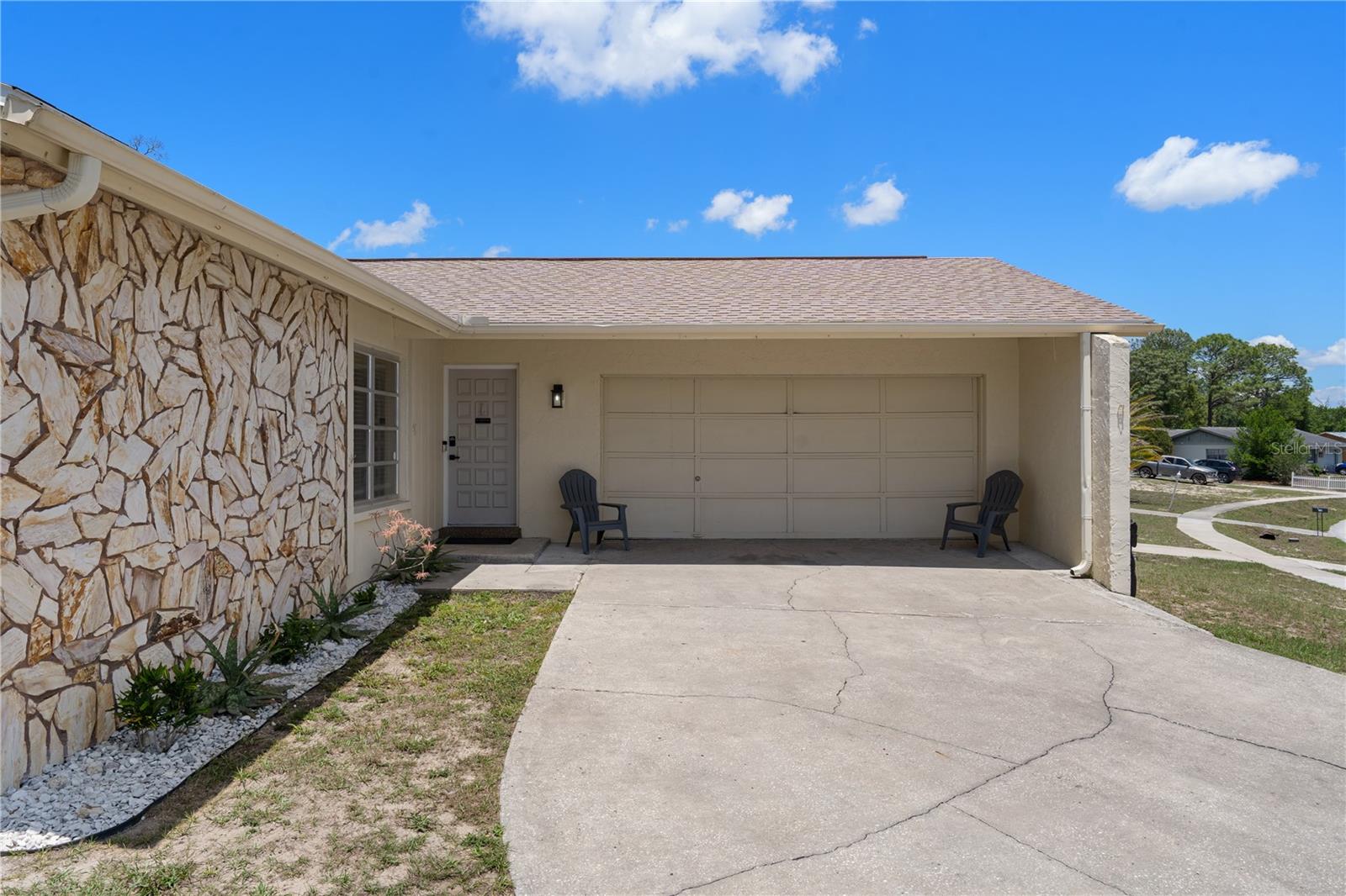 SPRING HILL - Residential
