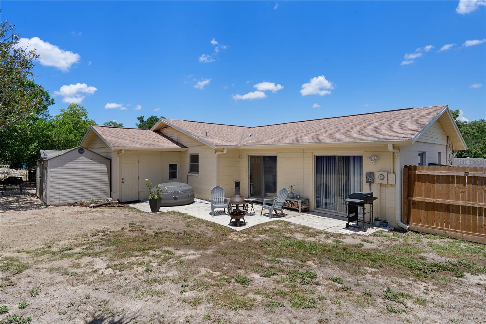 SPRING HILL - Residential