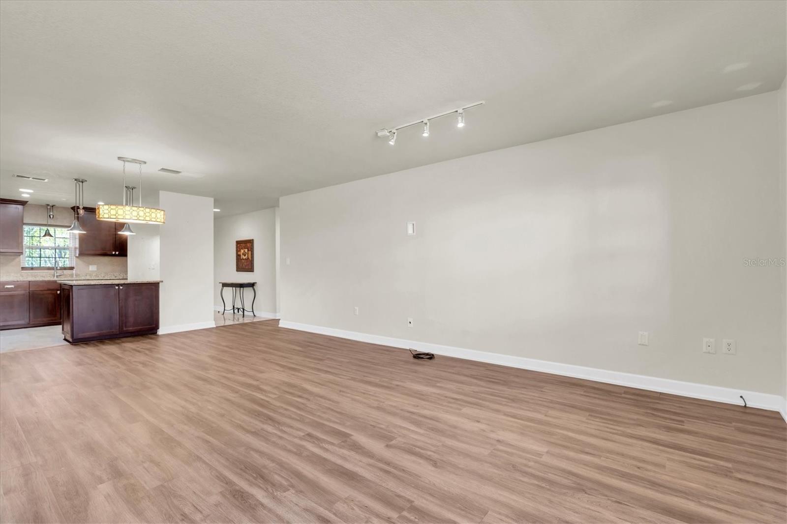 BELLEAIR FOREST - Residential