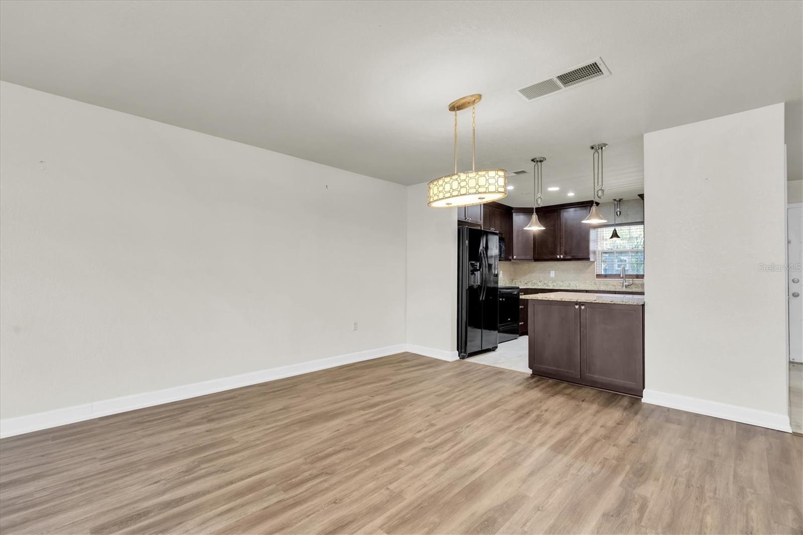 BELLEAIR FOREST - Residential