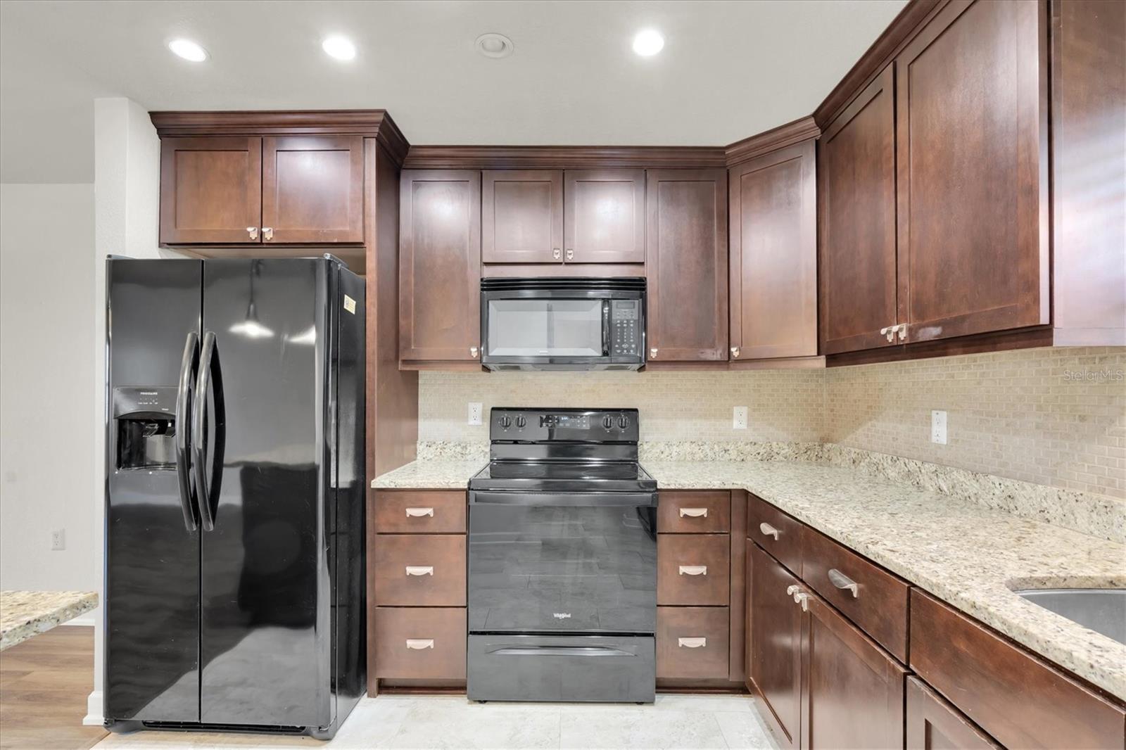 BELLEAIR FOREST - Residential