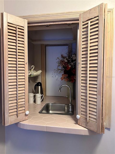 Tiny photo for 4305 SW 20th Avenue, Ocala, FL 34471 (MLS # OM702426)