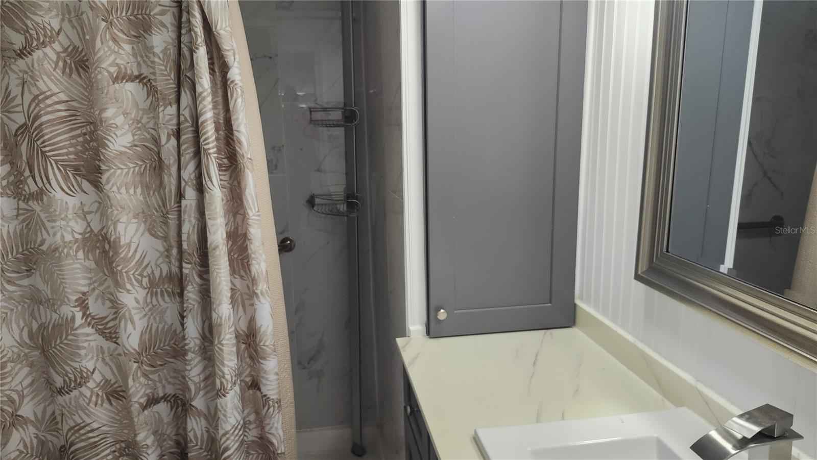 BRADENTON TROPICAL PALMS CO-OP - Residential