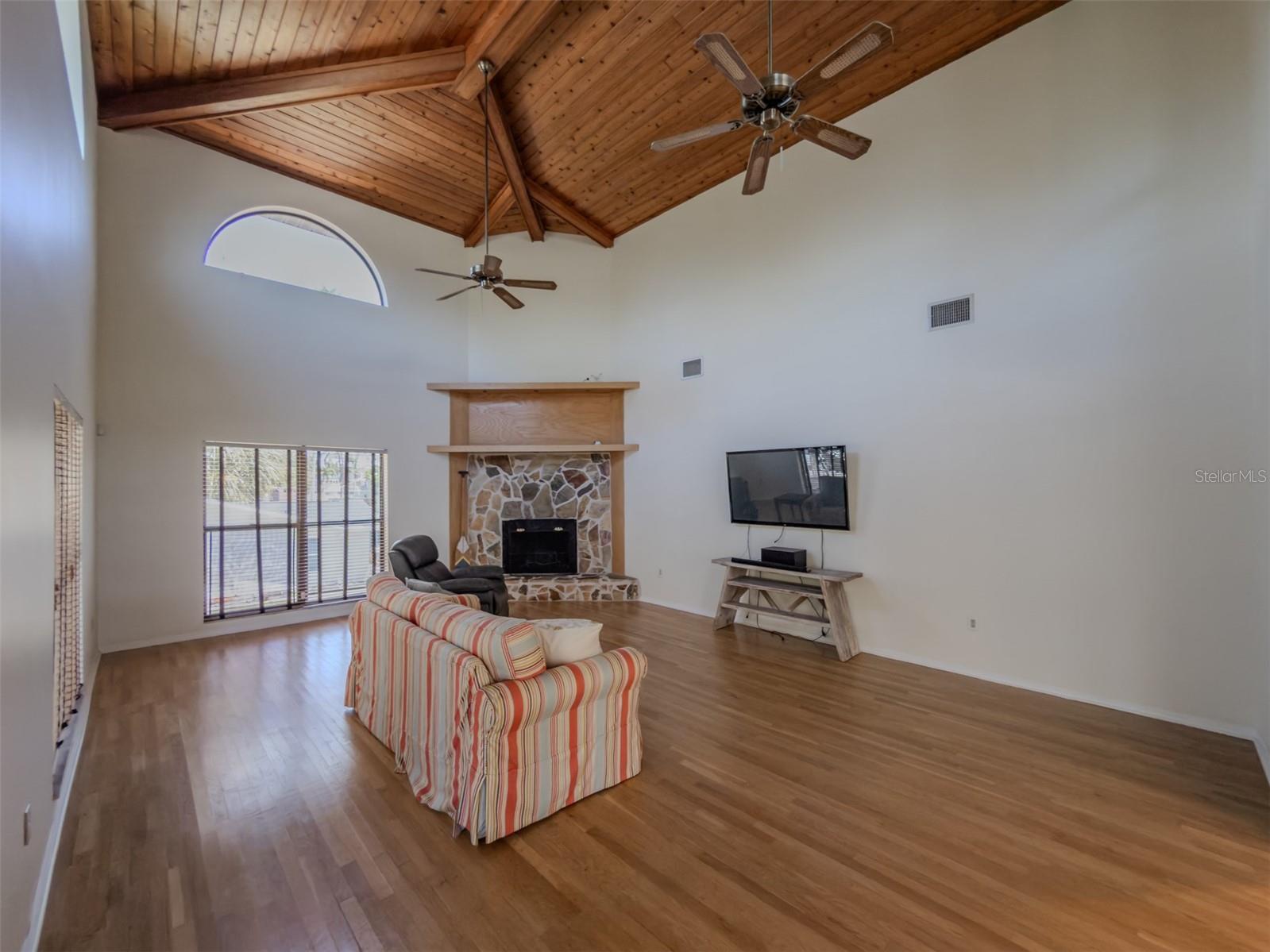 BAYVIEW GROVE - Residential