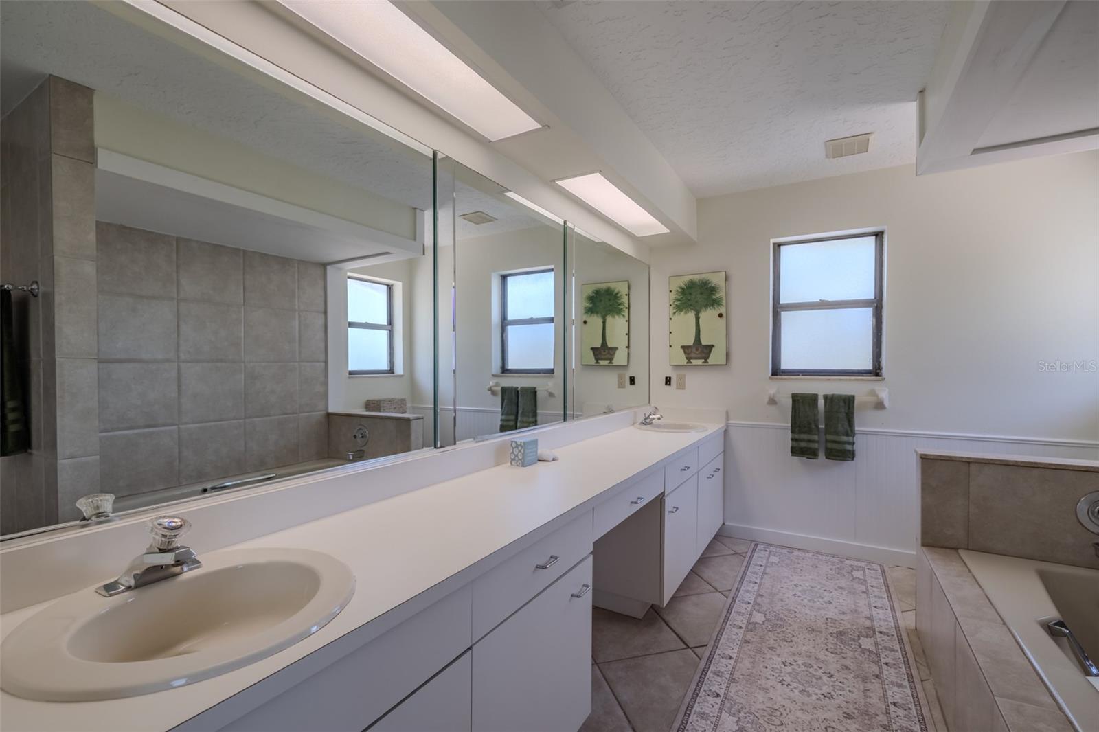BAYVIEW GROVE - Residential