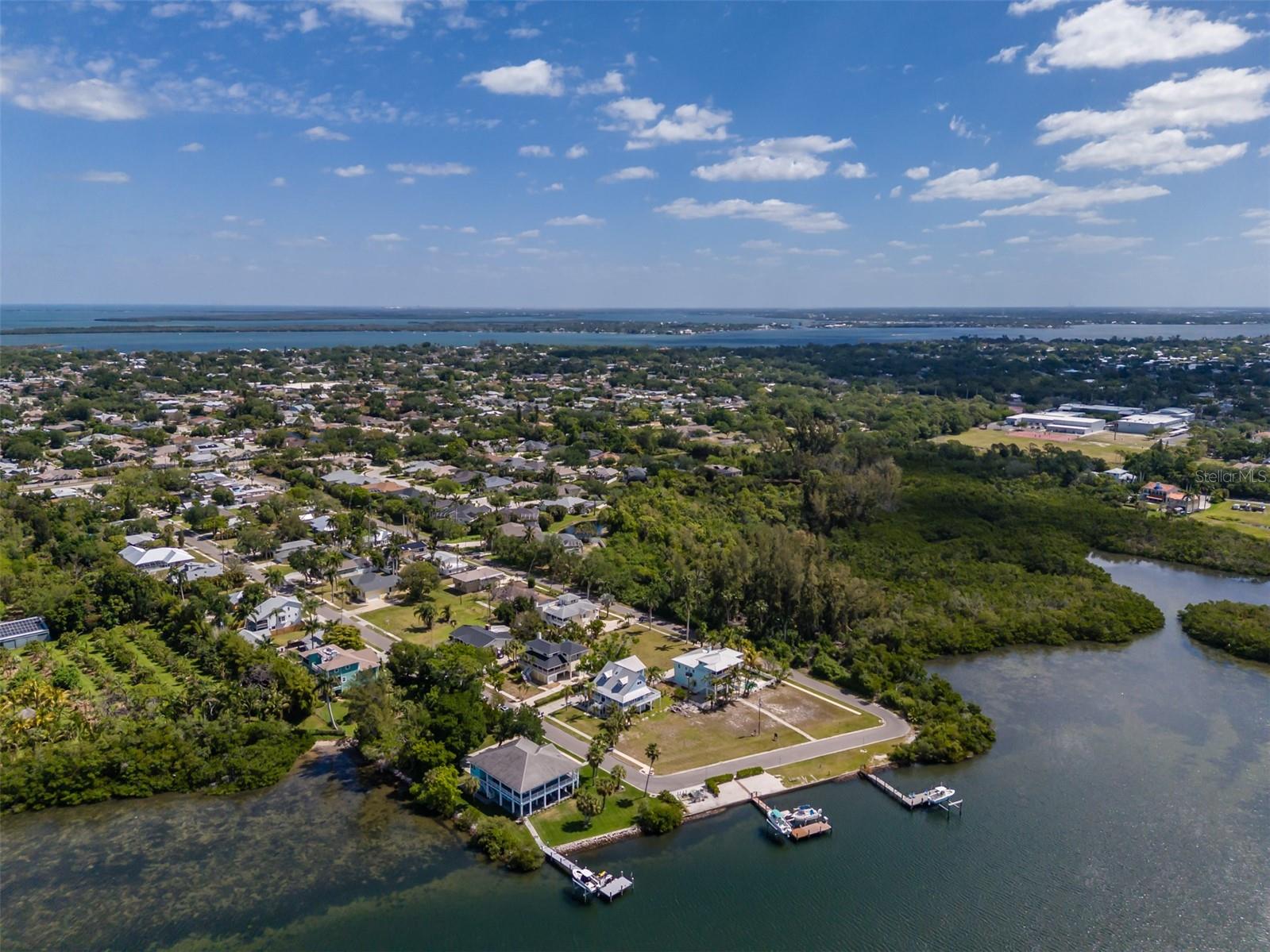 BAYVIEW GROVE - Residential