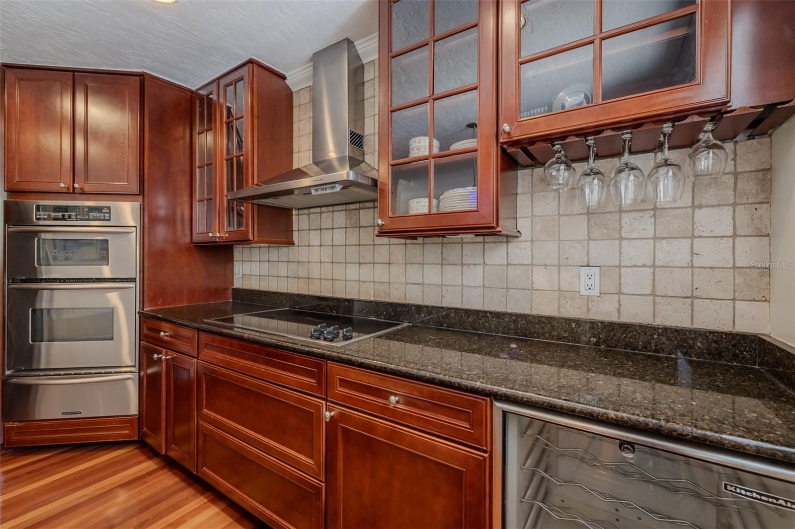 BAYVIEW GROVE - Residential