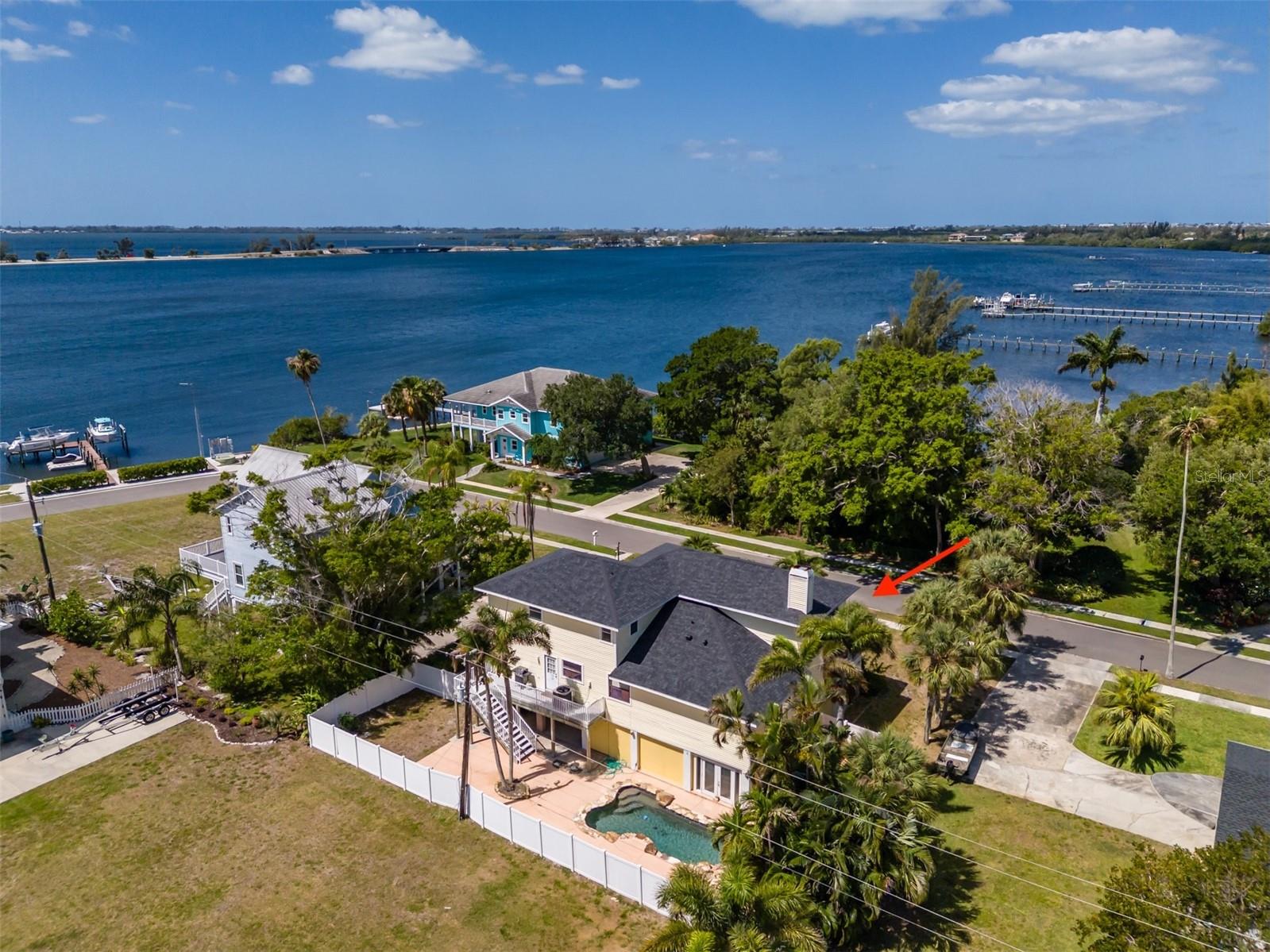 BAYVIEW GROVE - Residential