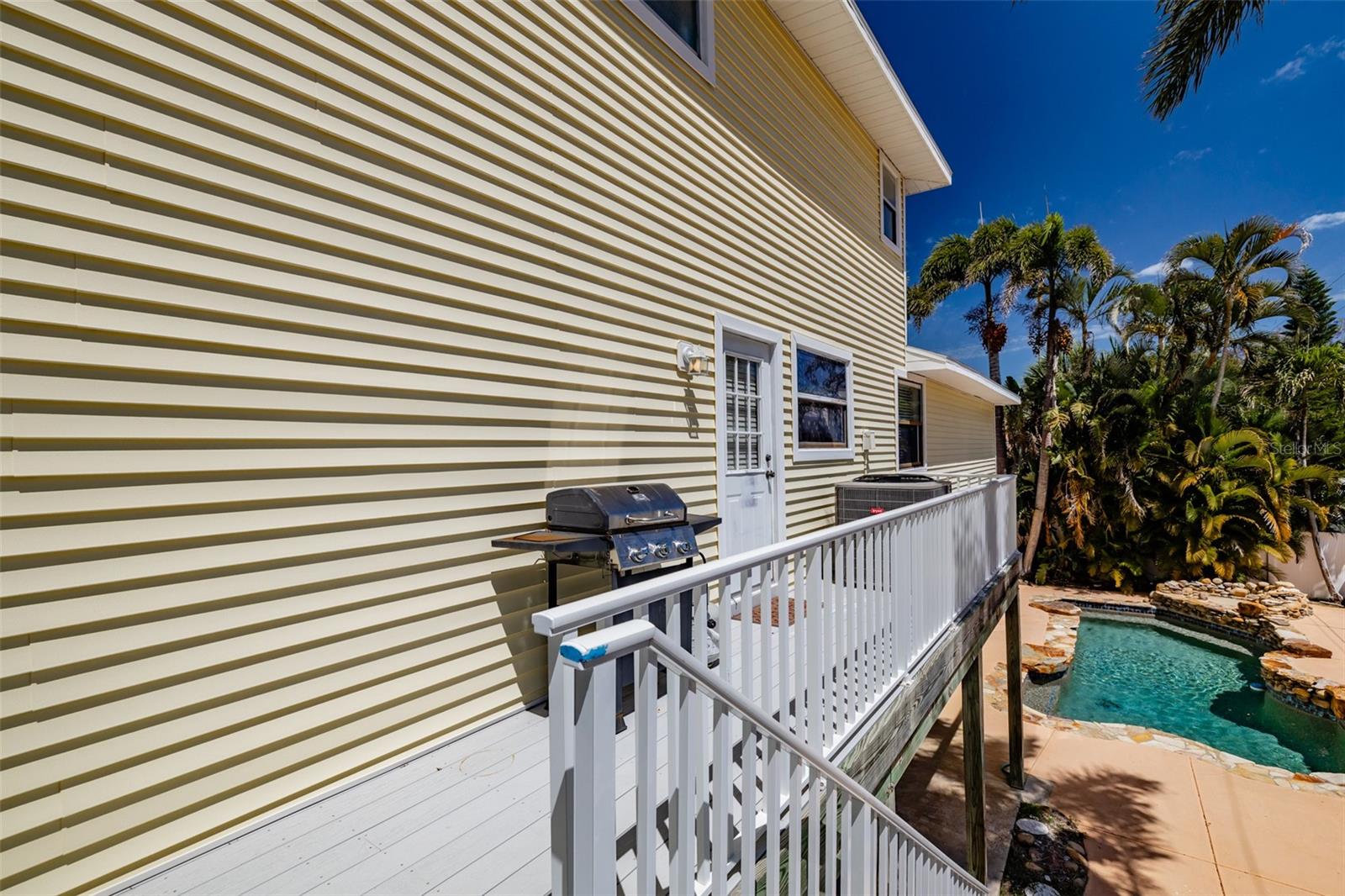 BAYVIEW GROVE - Residential