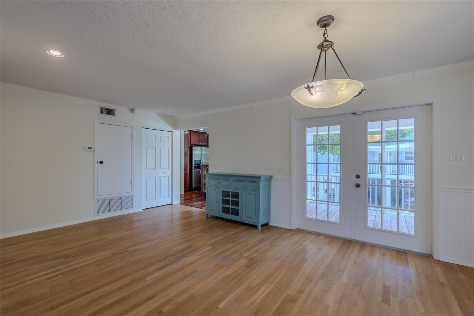 BAYVIEW GROVE - Residential