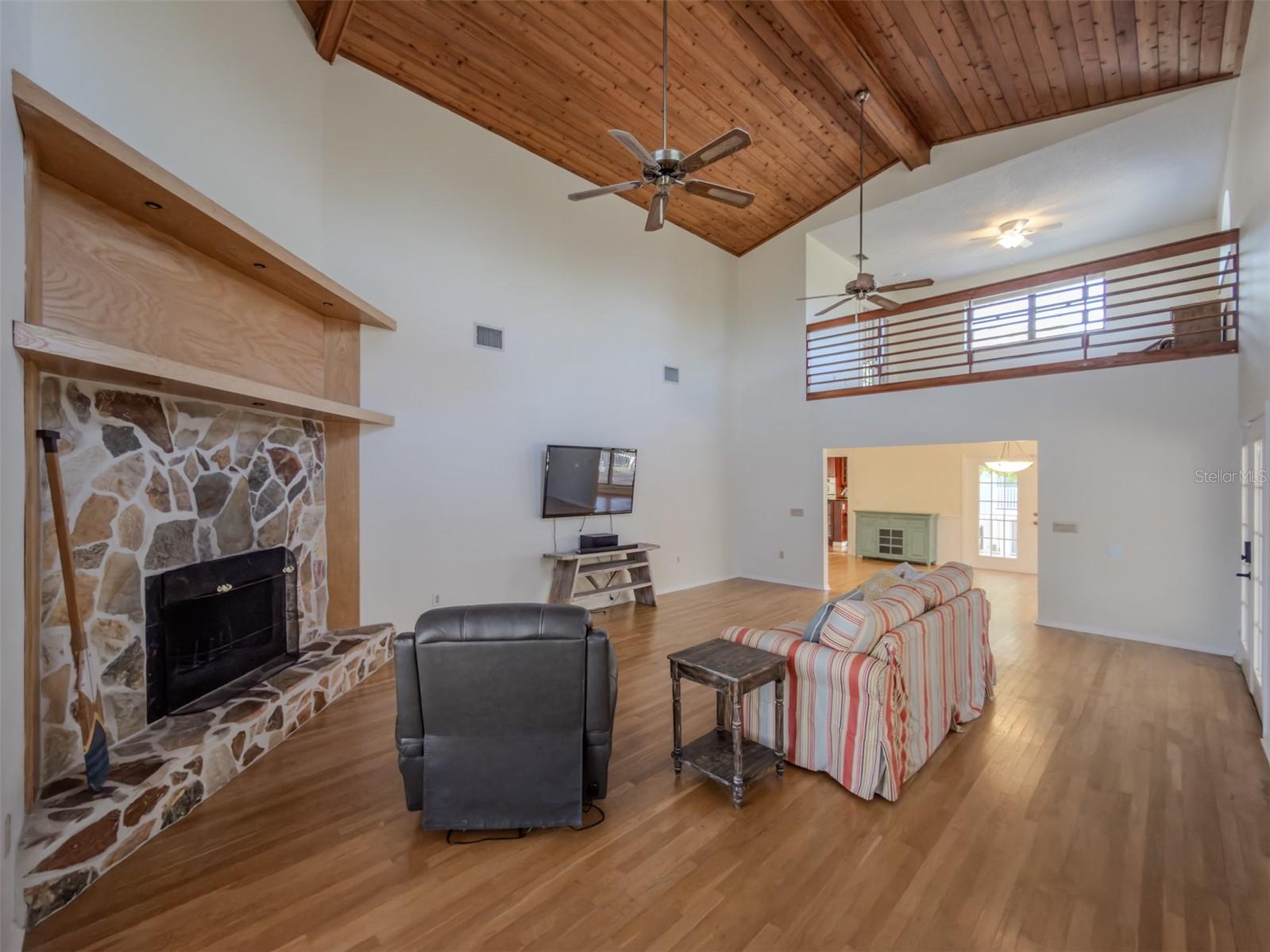BAYVIEW GROVE - Residential
