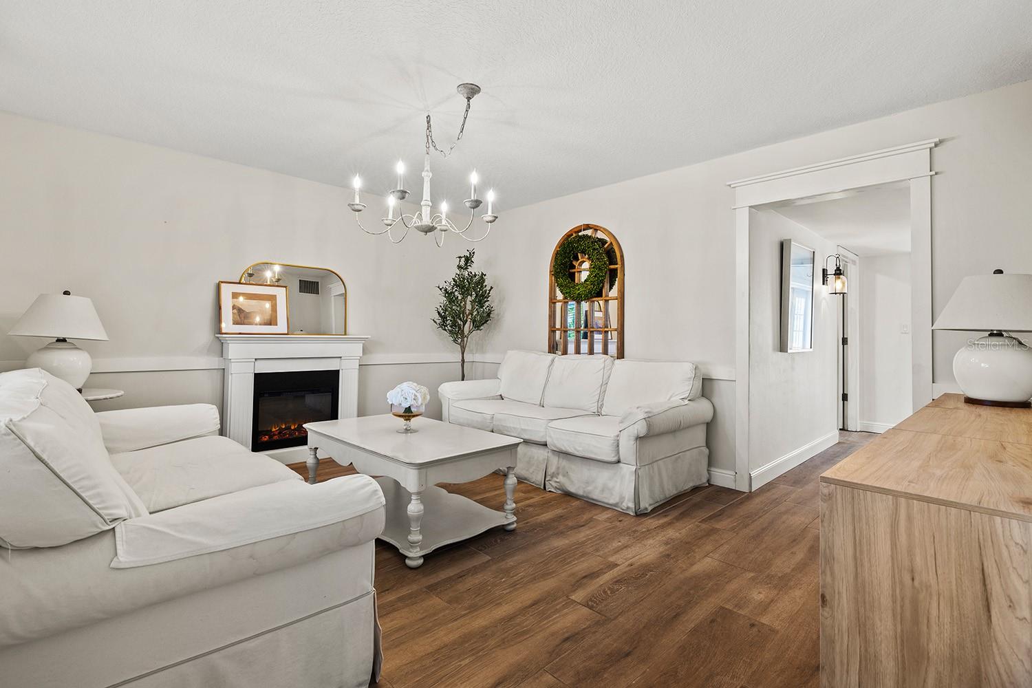 PHILLIPPI GARDENS 16 - Residential