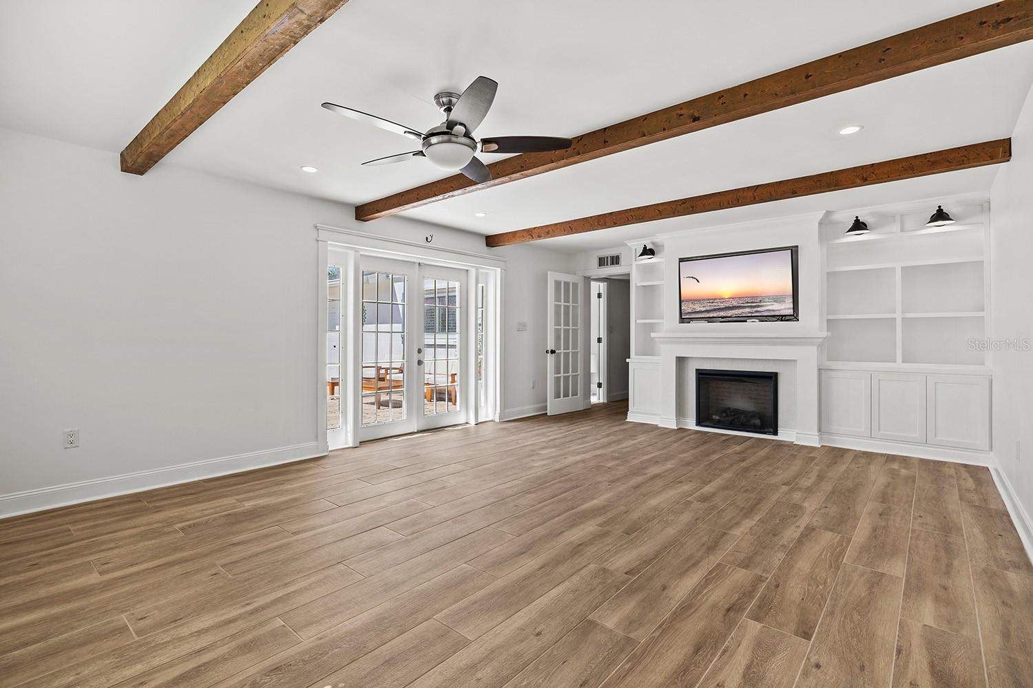 PHILLIPPI GARDENS 16 - Residential