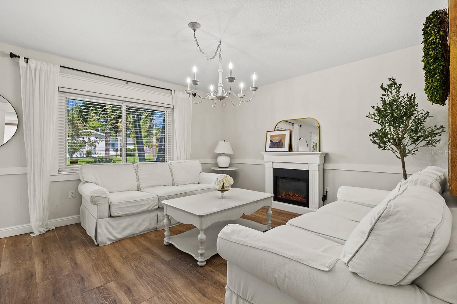 PHILLIPPI GARDENS 16 - Residential