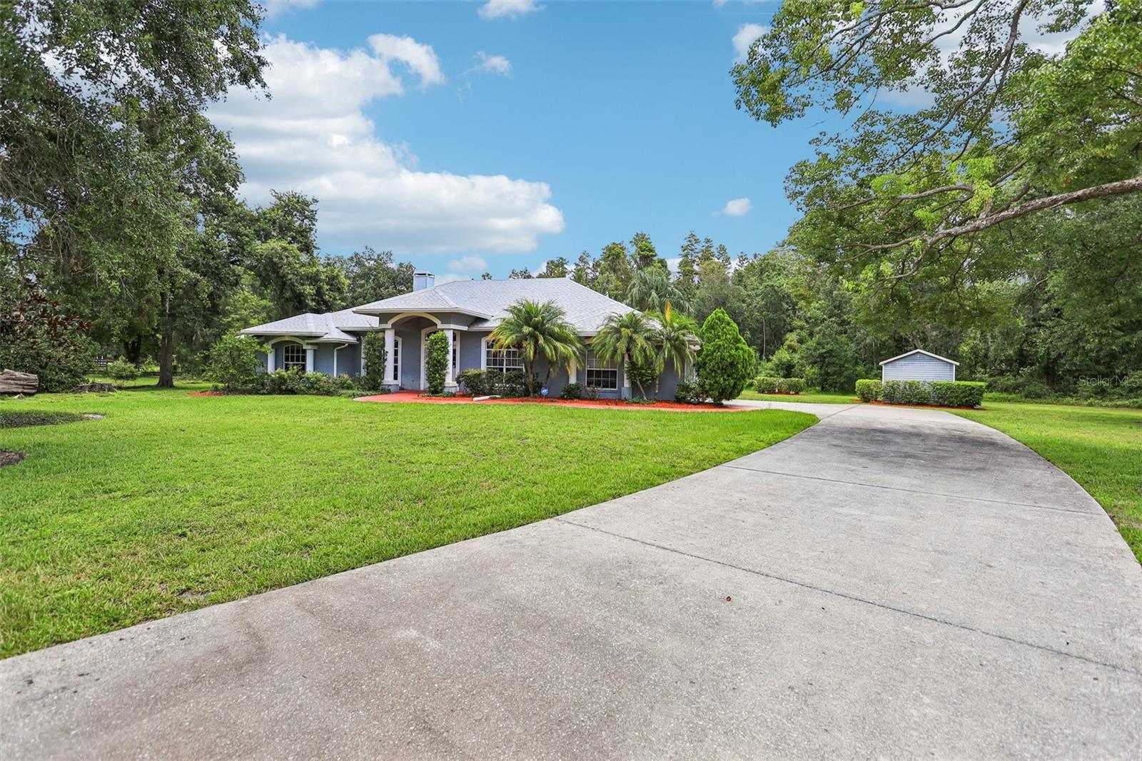 10537 SMOKIE CREEK LANE