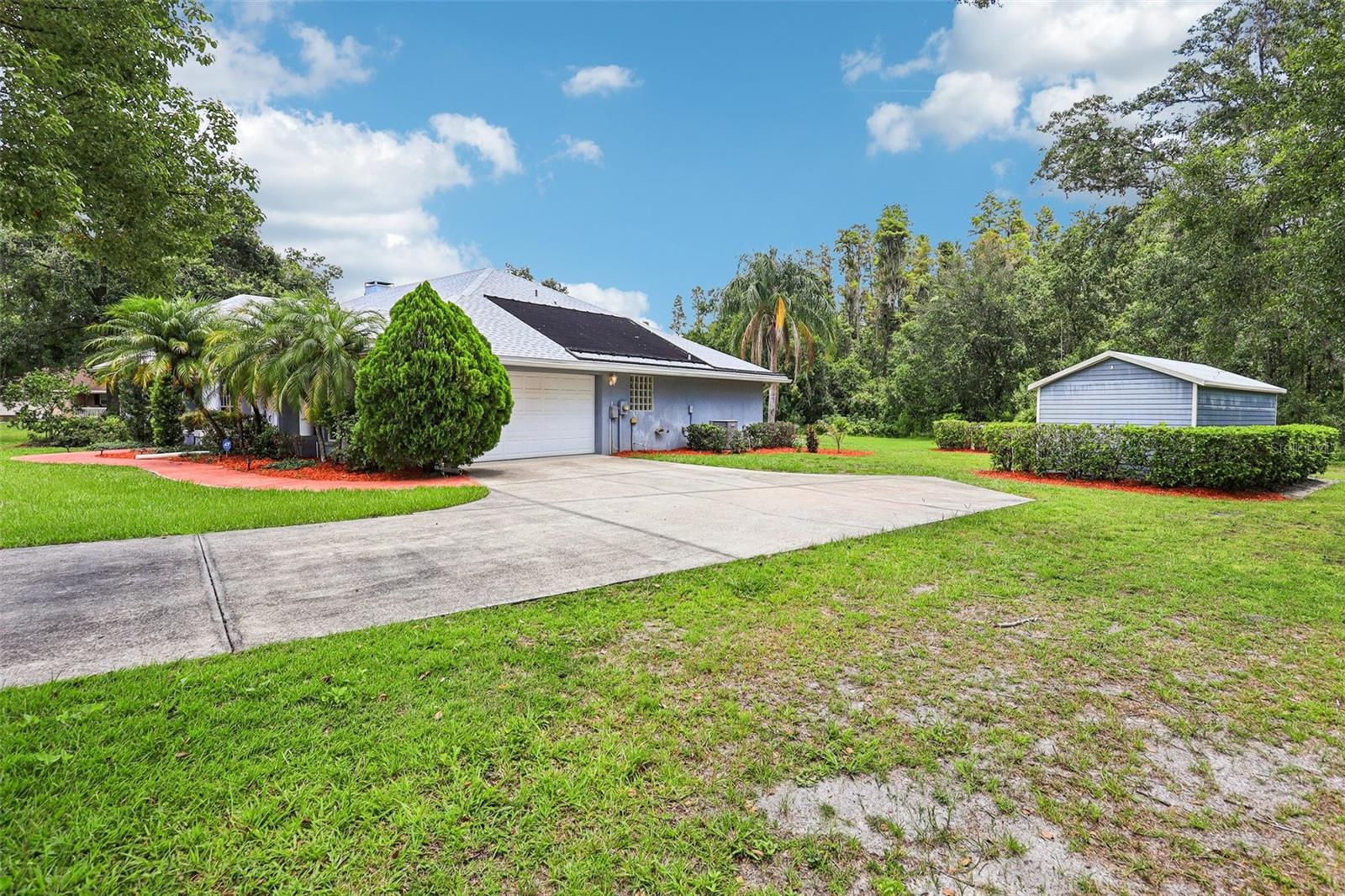 10537 SMOKIE CREEK LANE