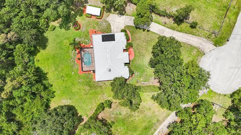 Photo of 10537 Smokie Creek Lane, Lakeland, FL 33809 (MLS # TB8402921)