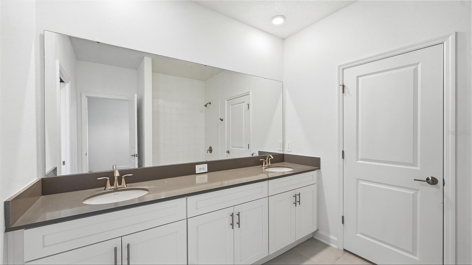 BRIDGEWALK PH 1A - Residential Lease