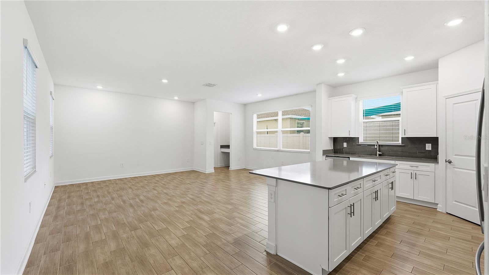 BRIDGEWALK PH 1A - Residential Lease