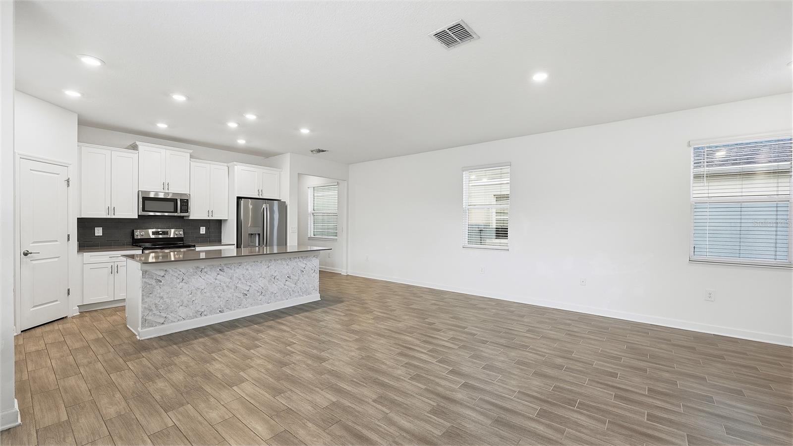 BRIDGEWALK PH 1A - Residential Lease