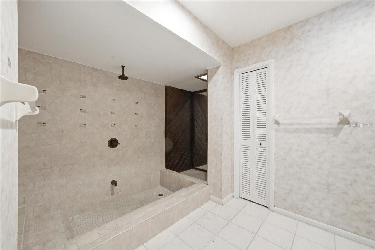CARROLLWOOD VILLAGE PH TWO - Residential
