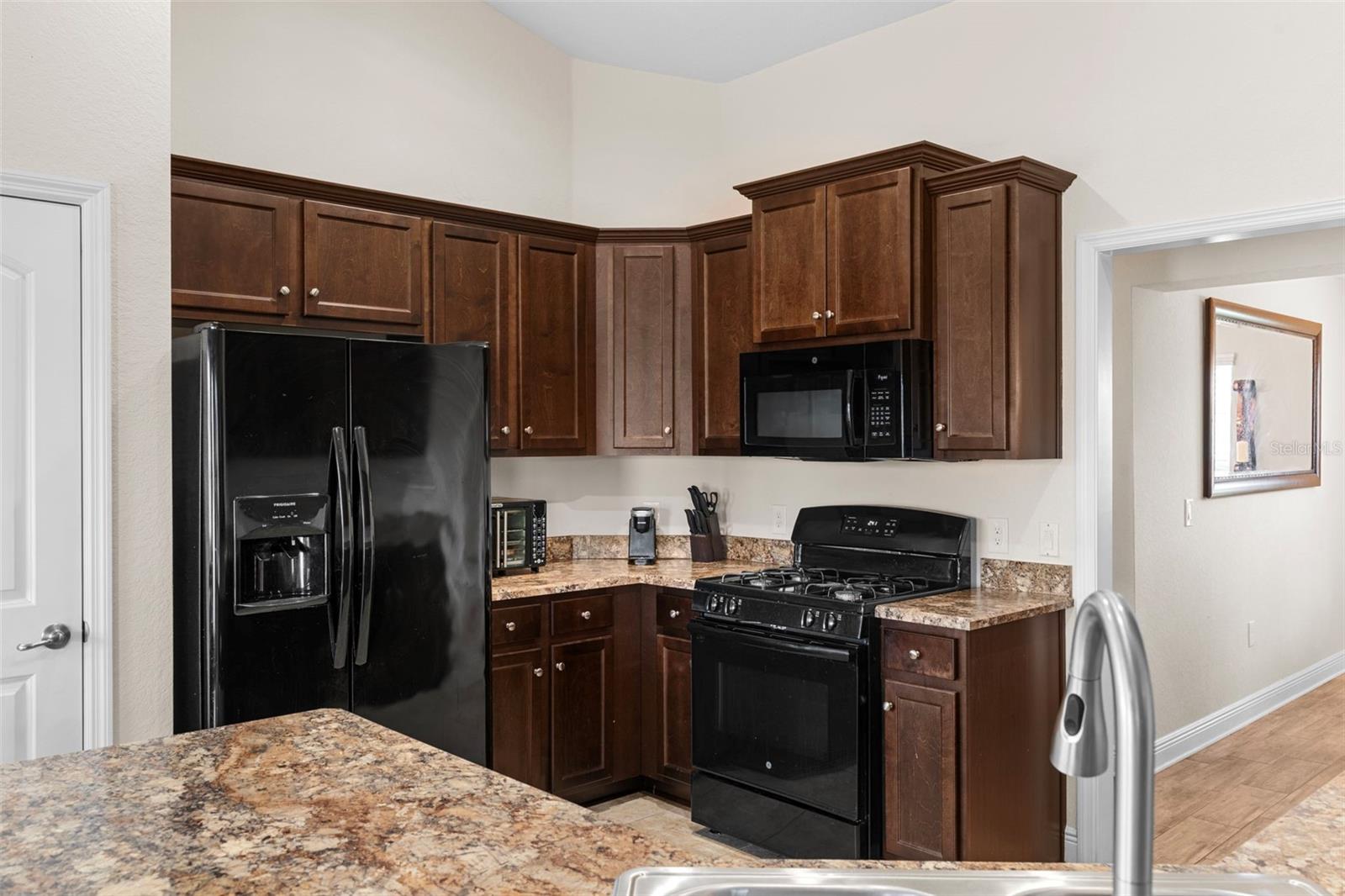 2441 TWIN LAKE VIEW ROAD