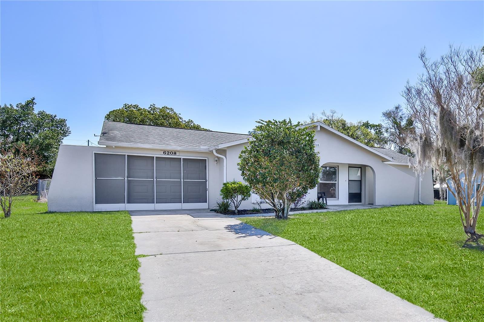 SPRING HILL - Residential