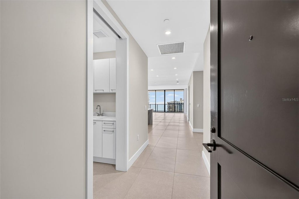 Photo of 275 1st Avenue S #2603, St Petersburg, FL 33701 (MLS # TB8552830)