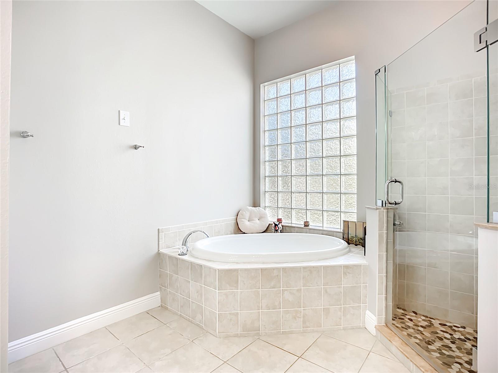 FISHHAWK RANCH PH 2 PRCL - Residential