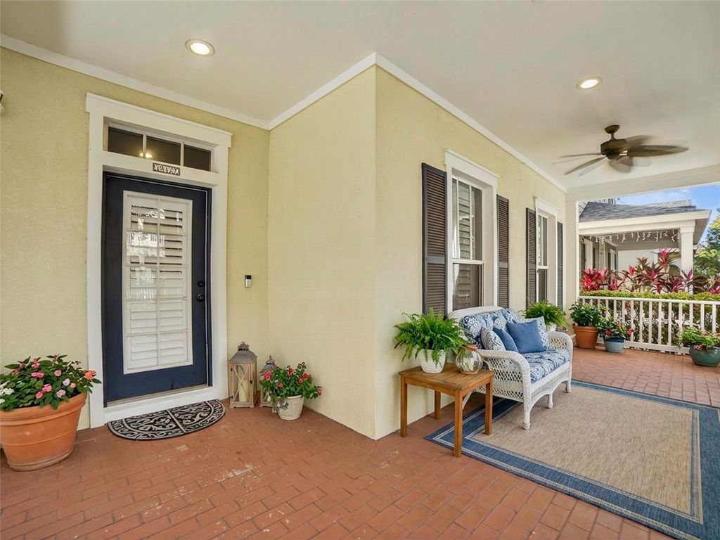 Photo of 16127 Bridgecrossing Drive, Lithia, FL 33547 (MLS # TB8460102)