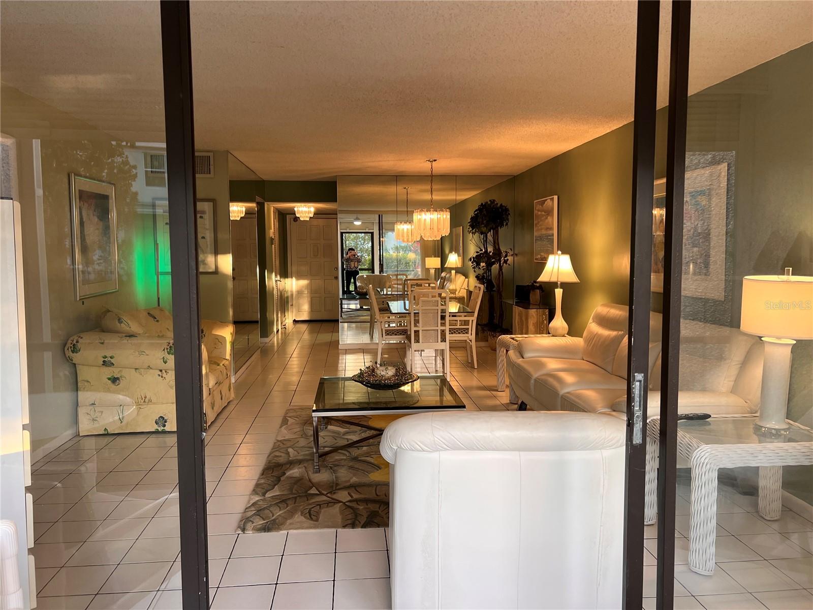 FOUNTAINS PALM BEACH CONDO 02 - Residential Lease