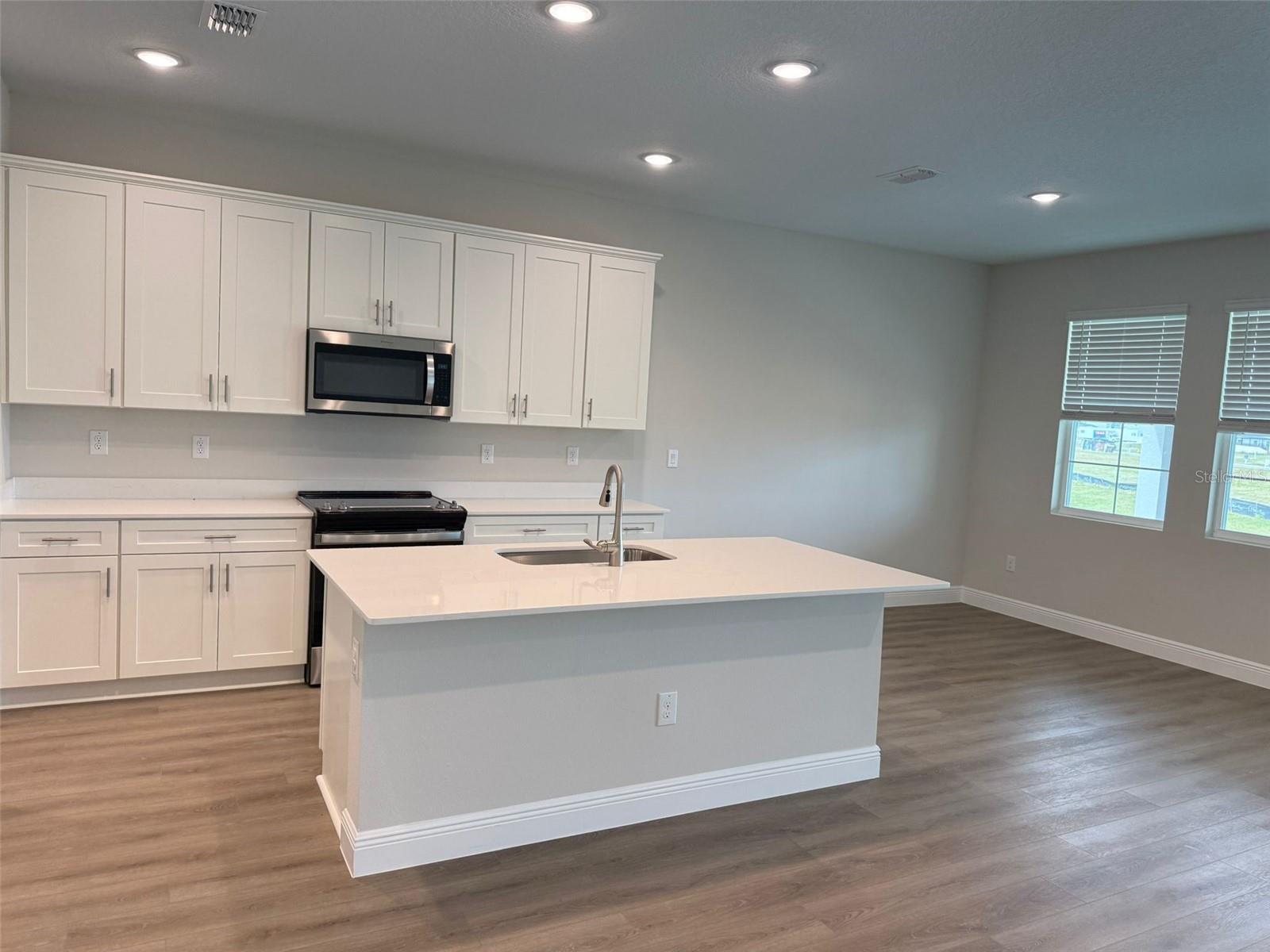 MIRADA - Residential Lease