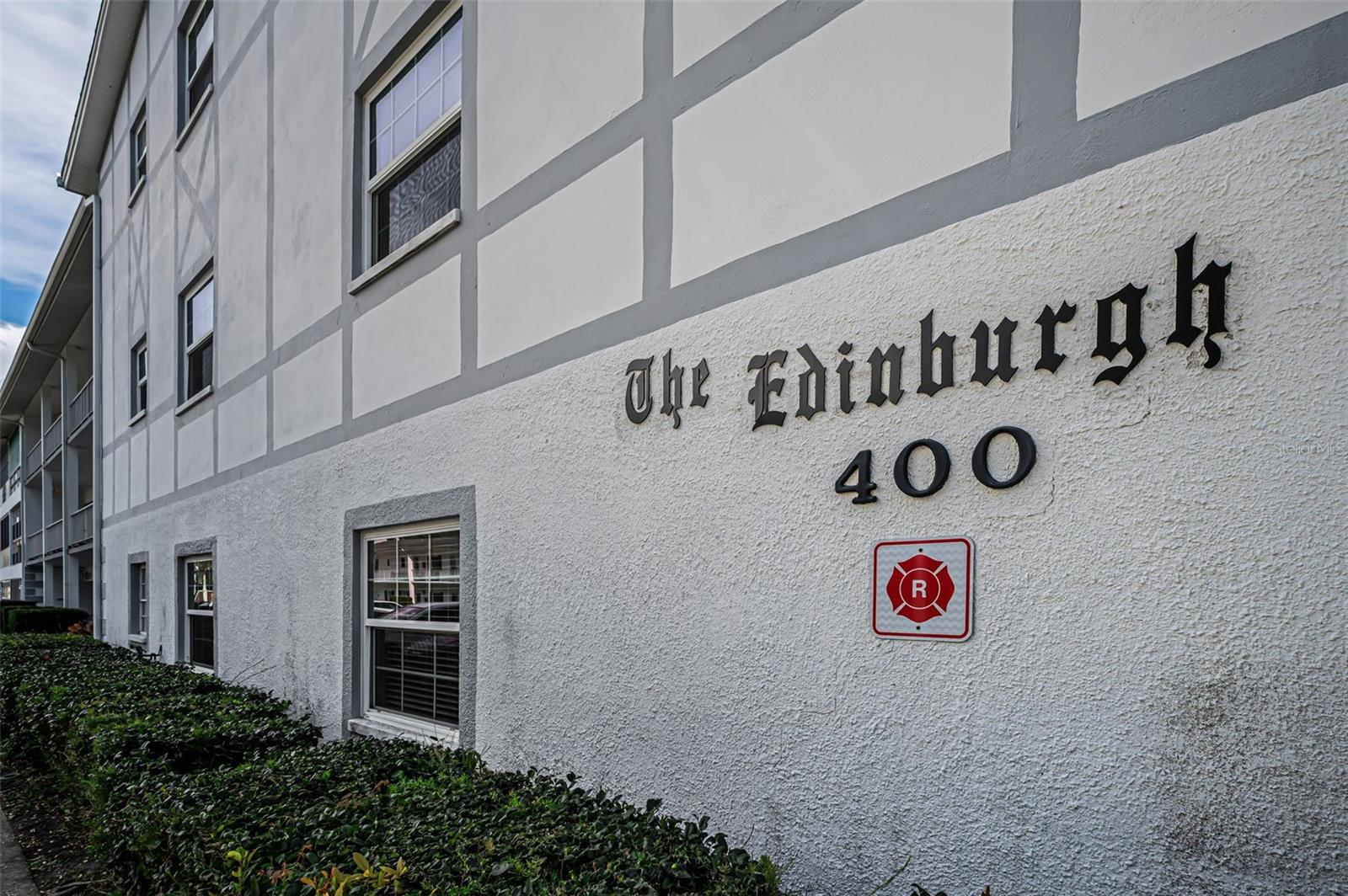 DOUGLAS ARMS - Residential