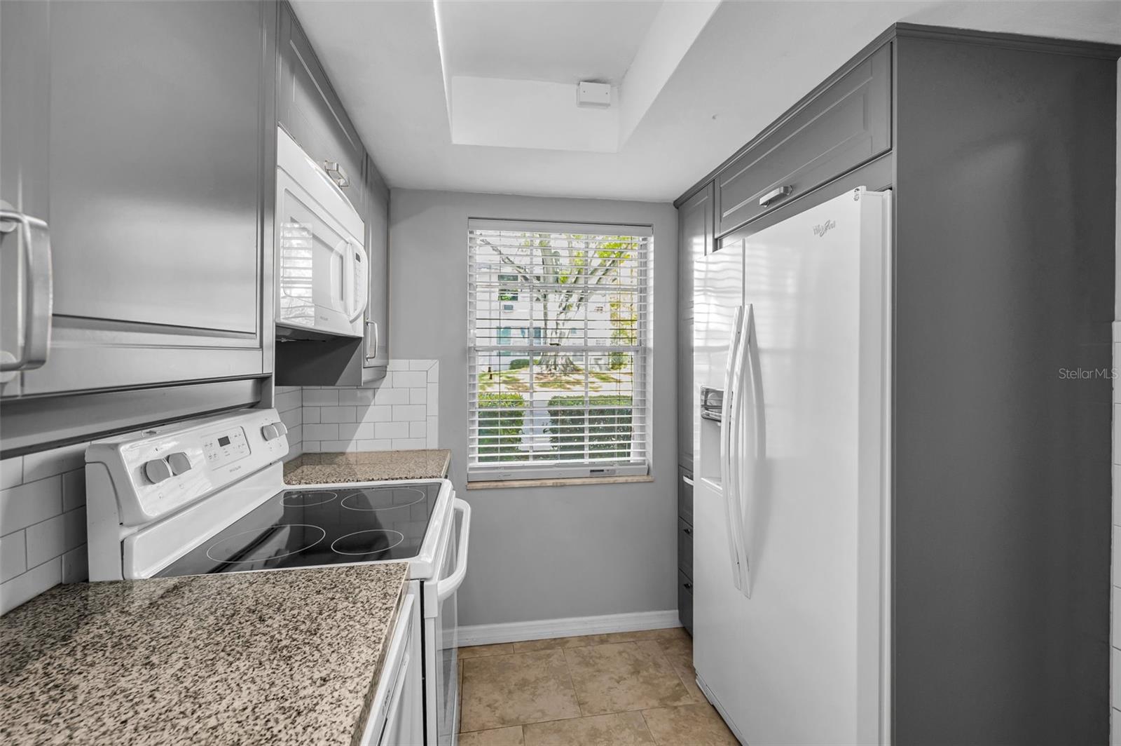 DOUGLAS ARMS - Residential