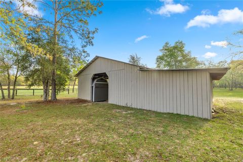 Tiny photo for 11590 SE 52nd Street, Morriston, FL 32668 (MLS # OM701102)