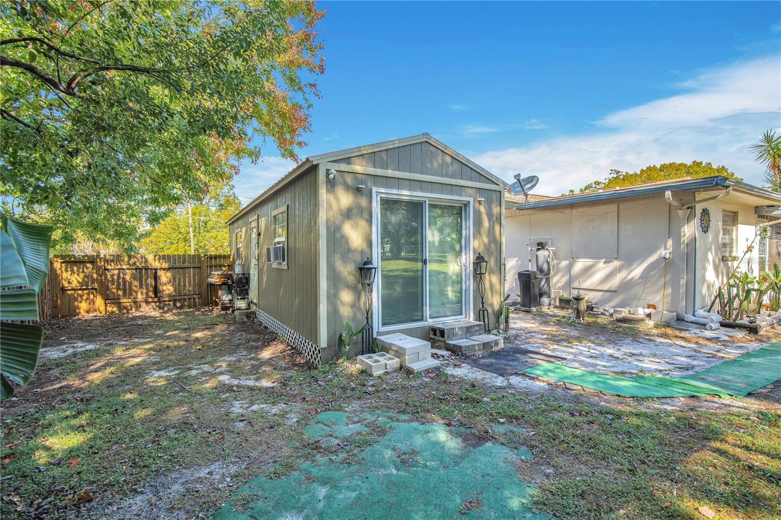 LAKE MARIE ESTATES 03 - Residential