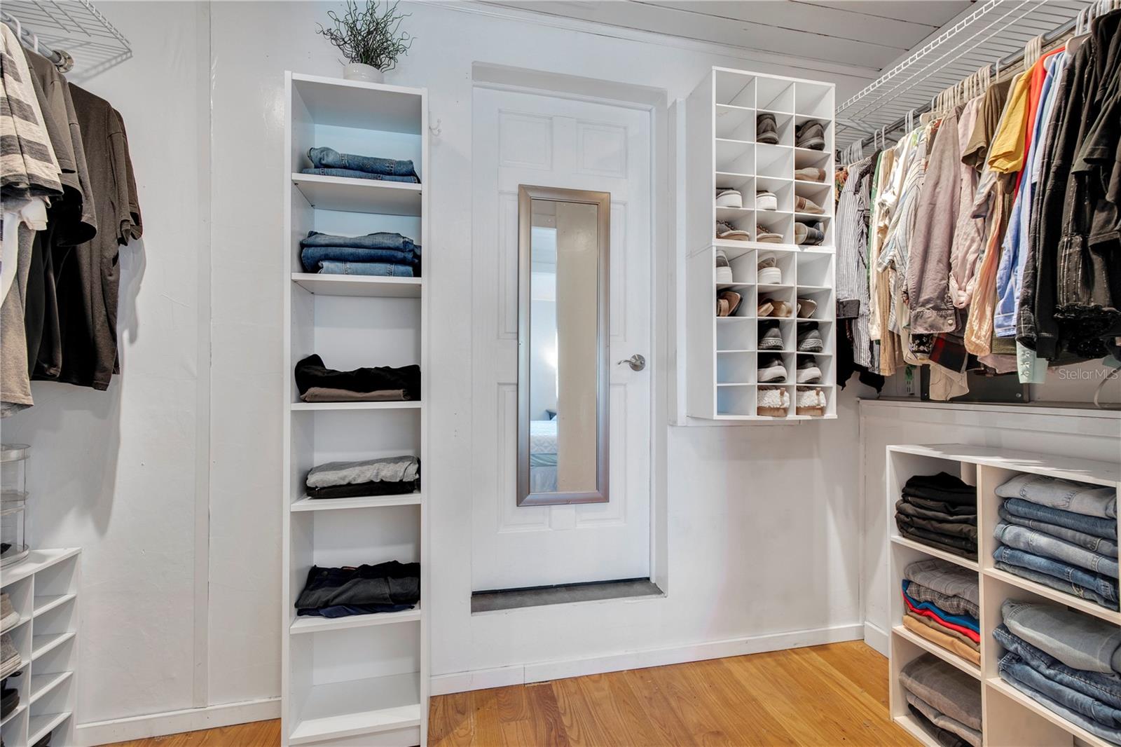 LAKE MARIE ESTATES 03 - Residential