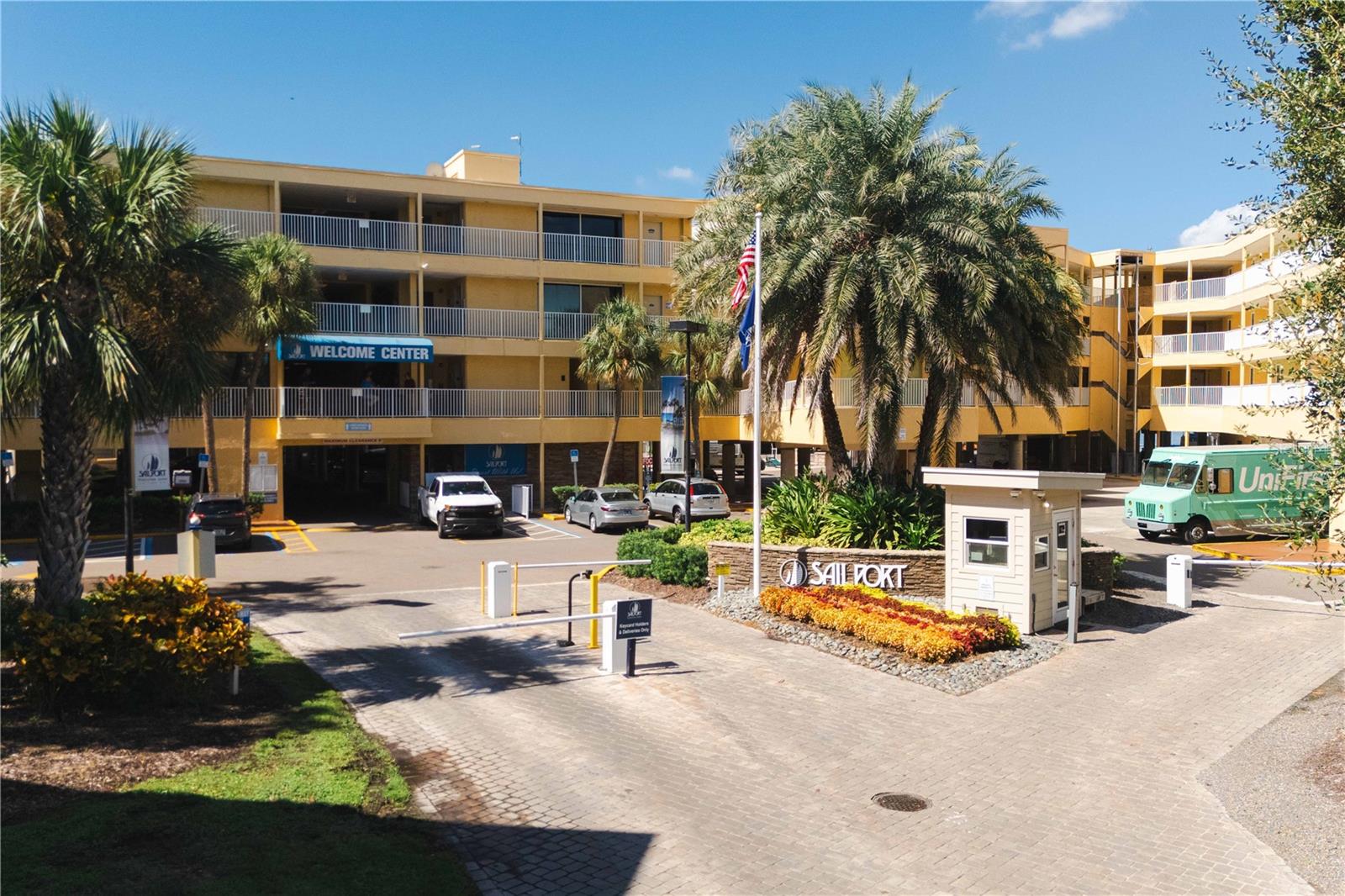 SAILPORT RESORT CONDO ON - Residential