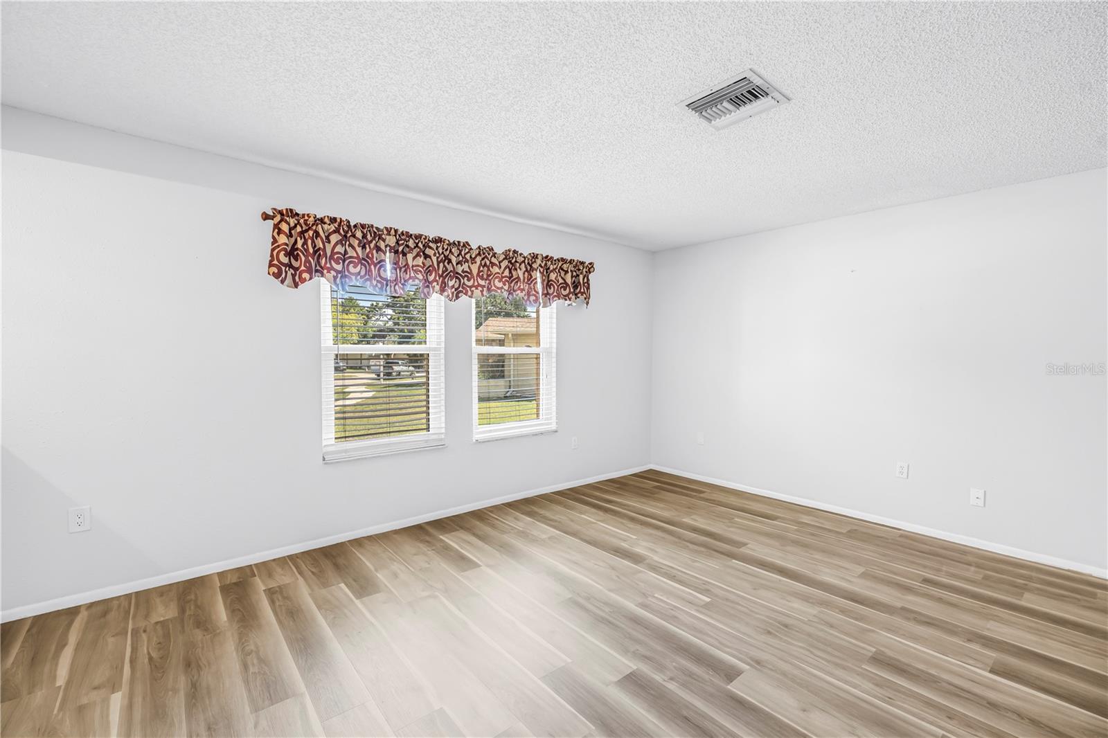 COUNTRY VILLAS-UNIT TWO - Residential