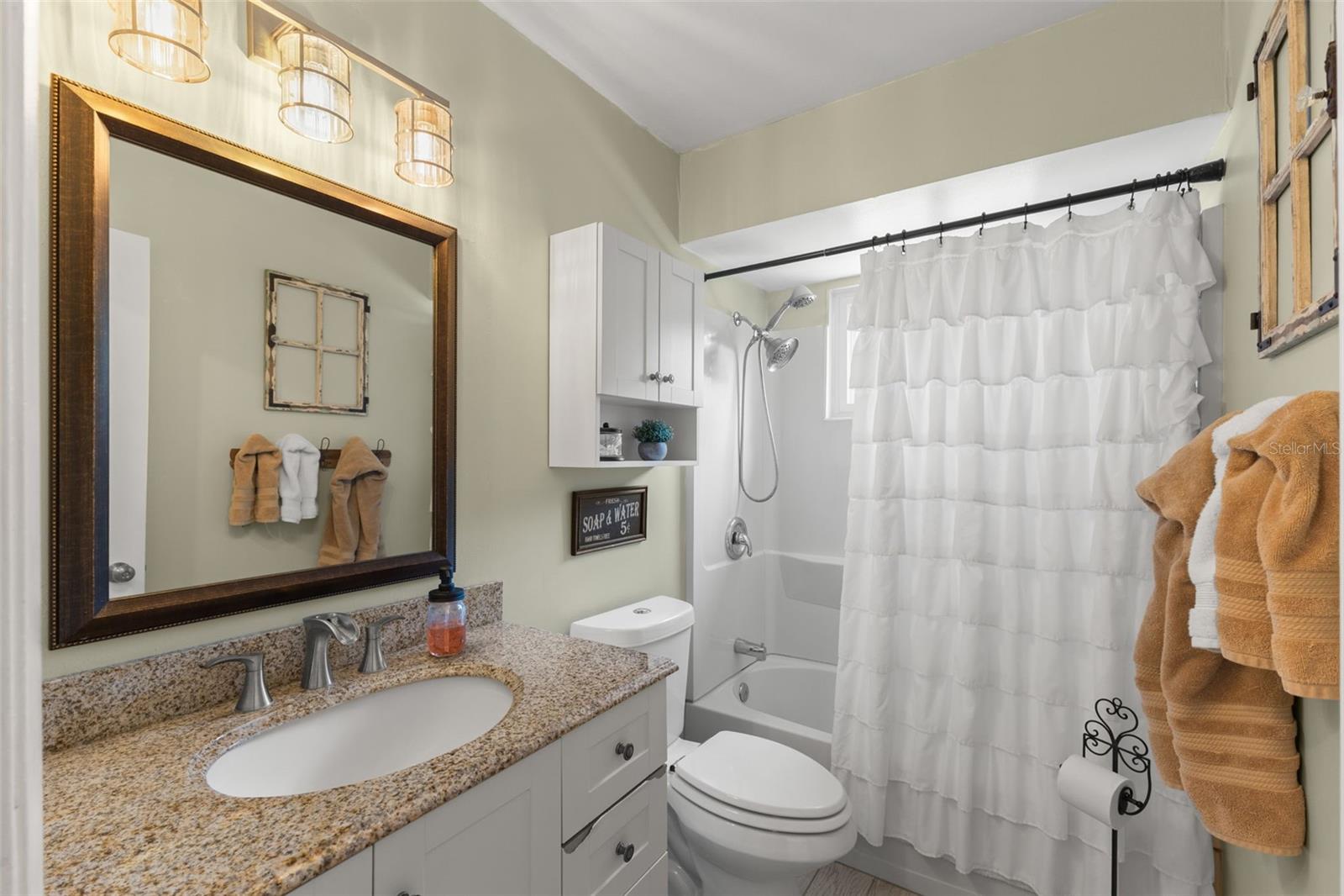 COUNTRY VILLAS-UNIT TWO - Residential