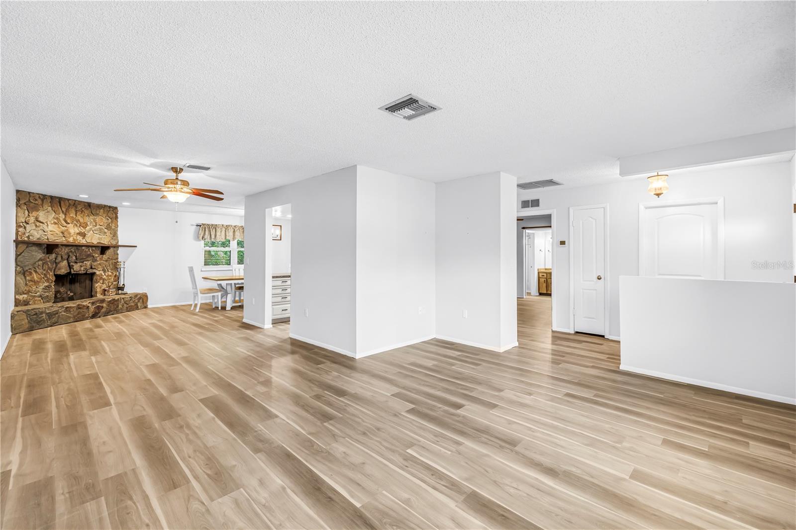 COUNTRY VILLAS-UNIT TWO - Residential