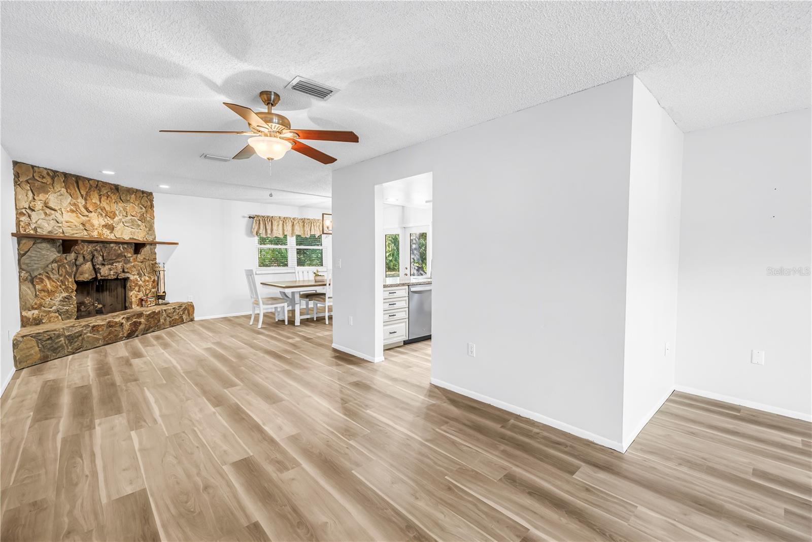 COUNTRY VILLAS-UNIT TWO - Residential