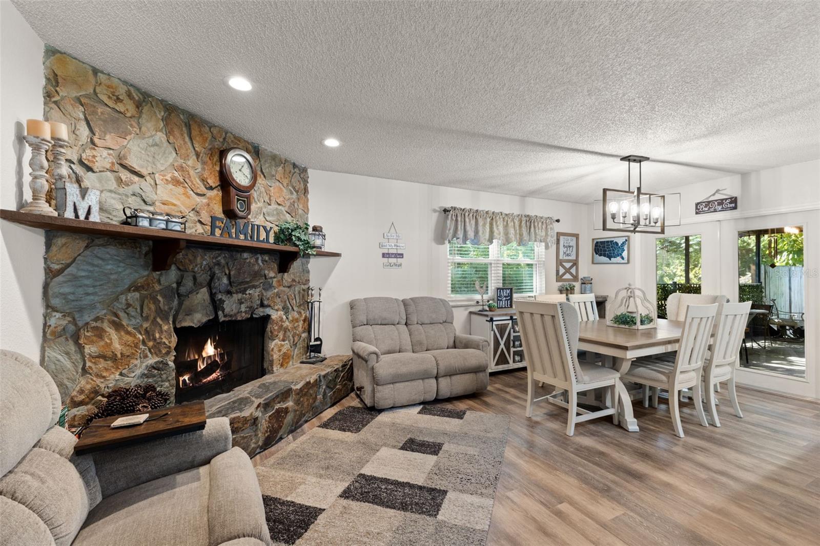 COUNTRY VILLAS-UNIT TWO - Residential